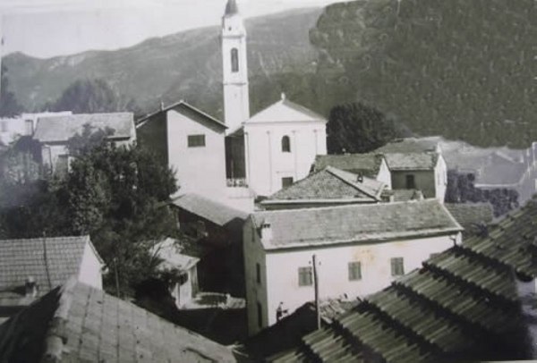 La chiesa